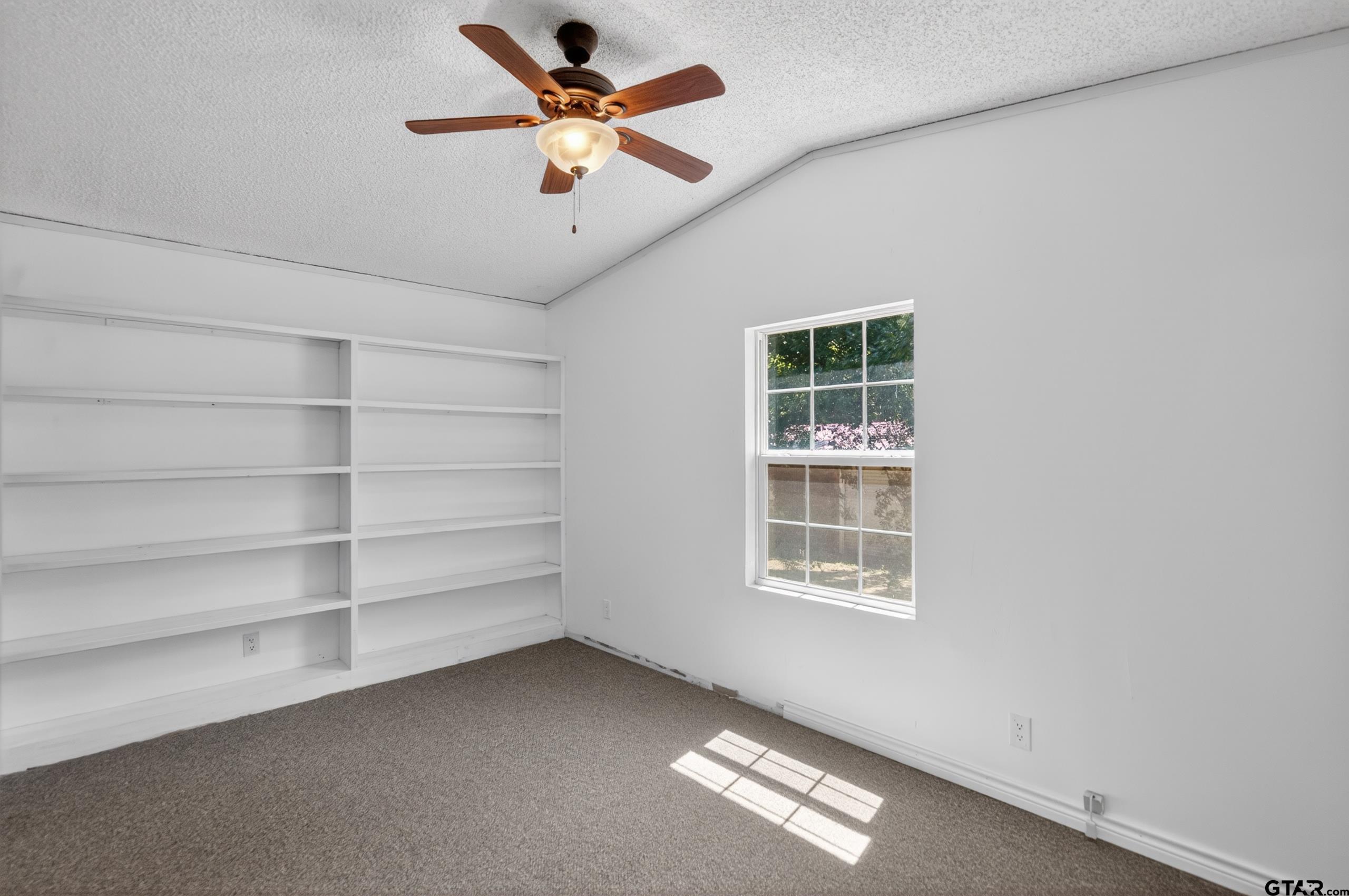16091 Cedar Bay Dr