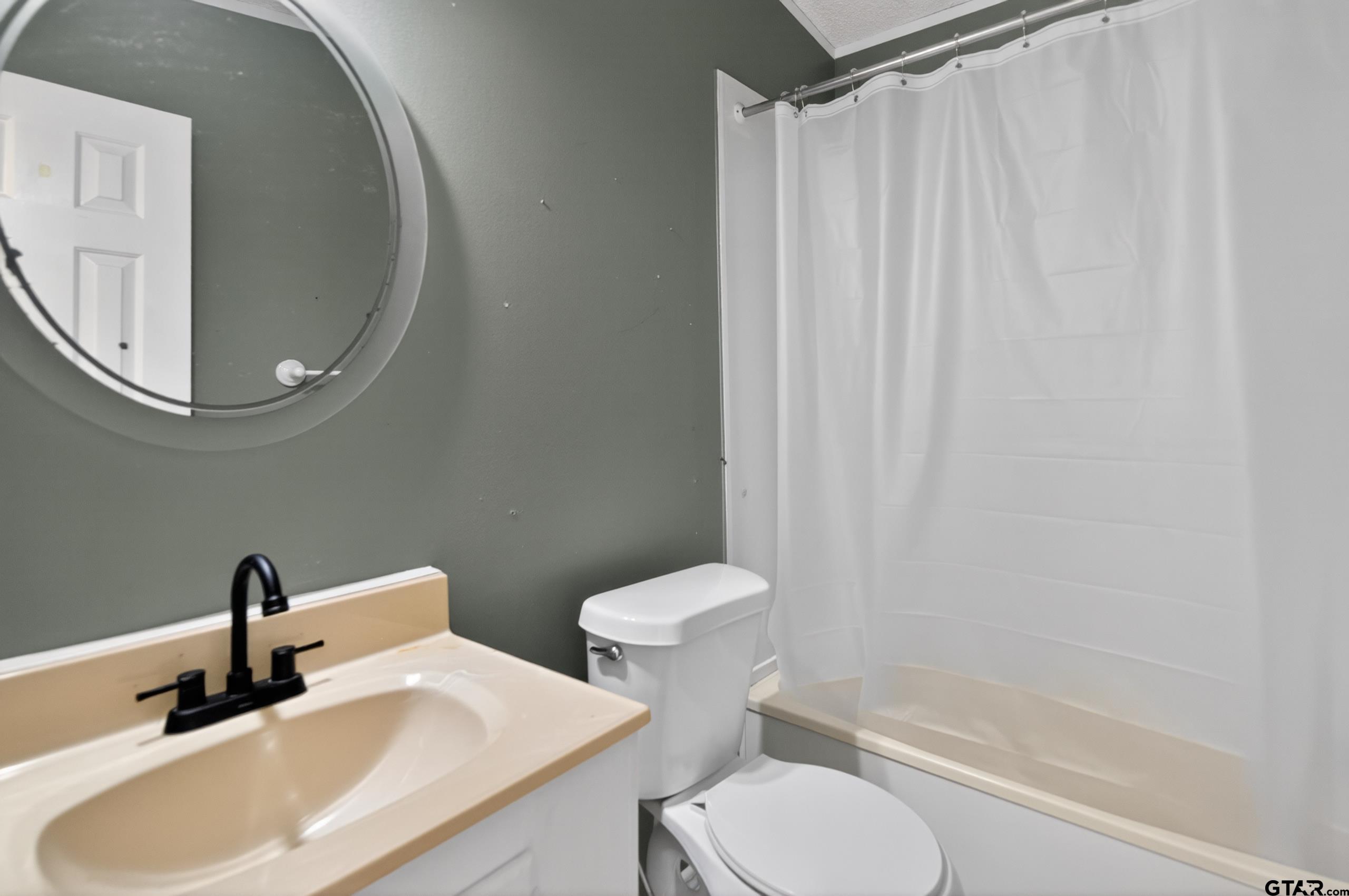 16091 Cedar Bay Dr