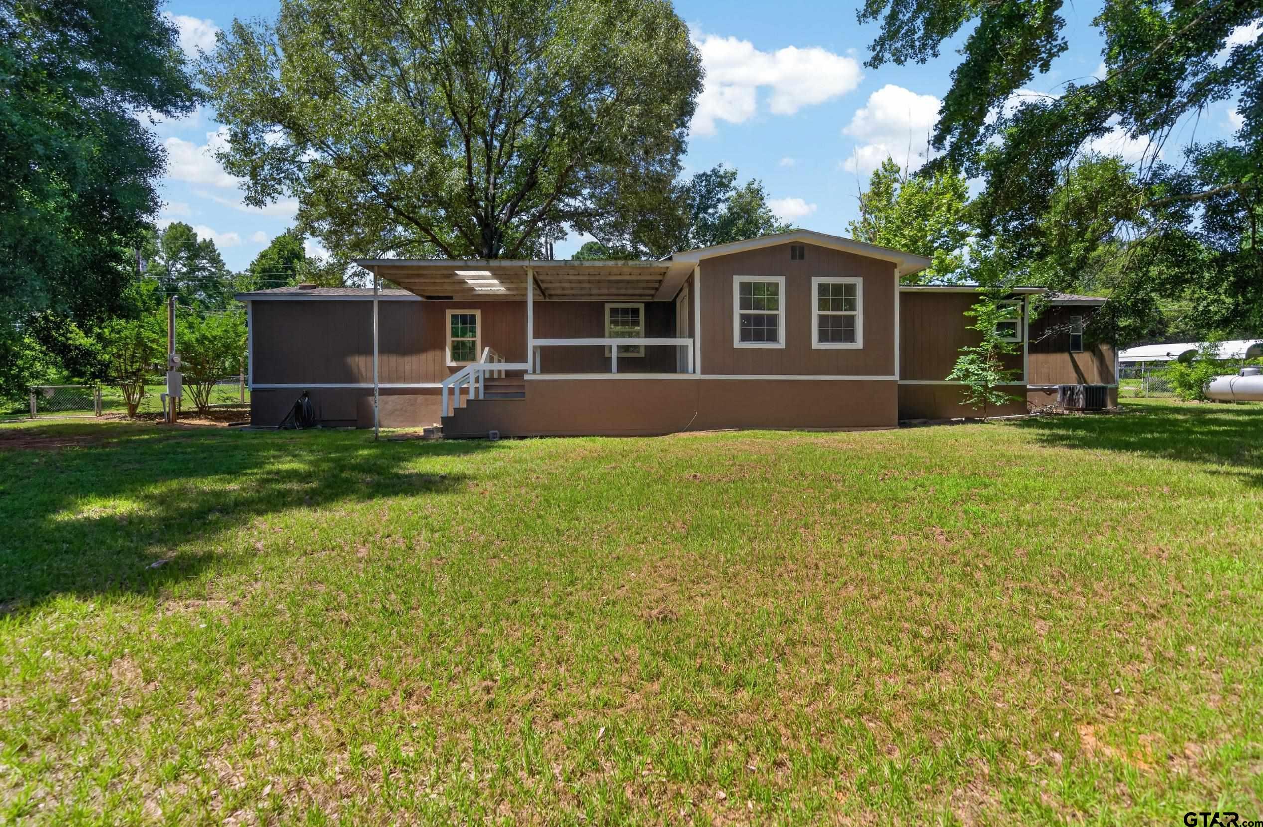 16091 Cedar Bay Dr