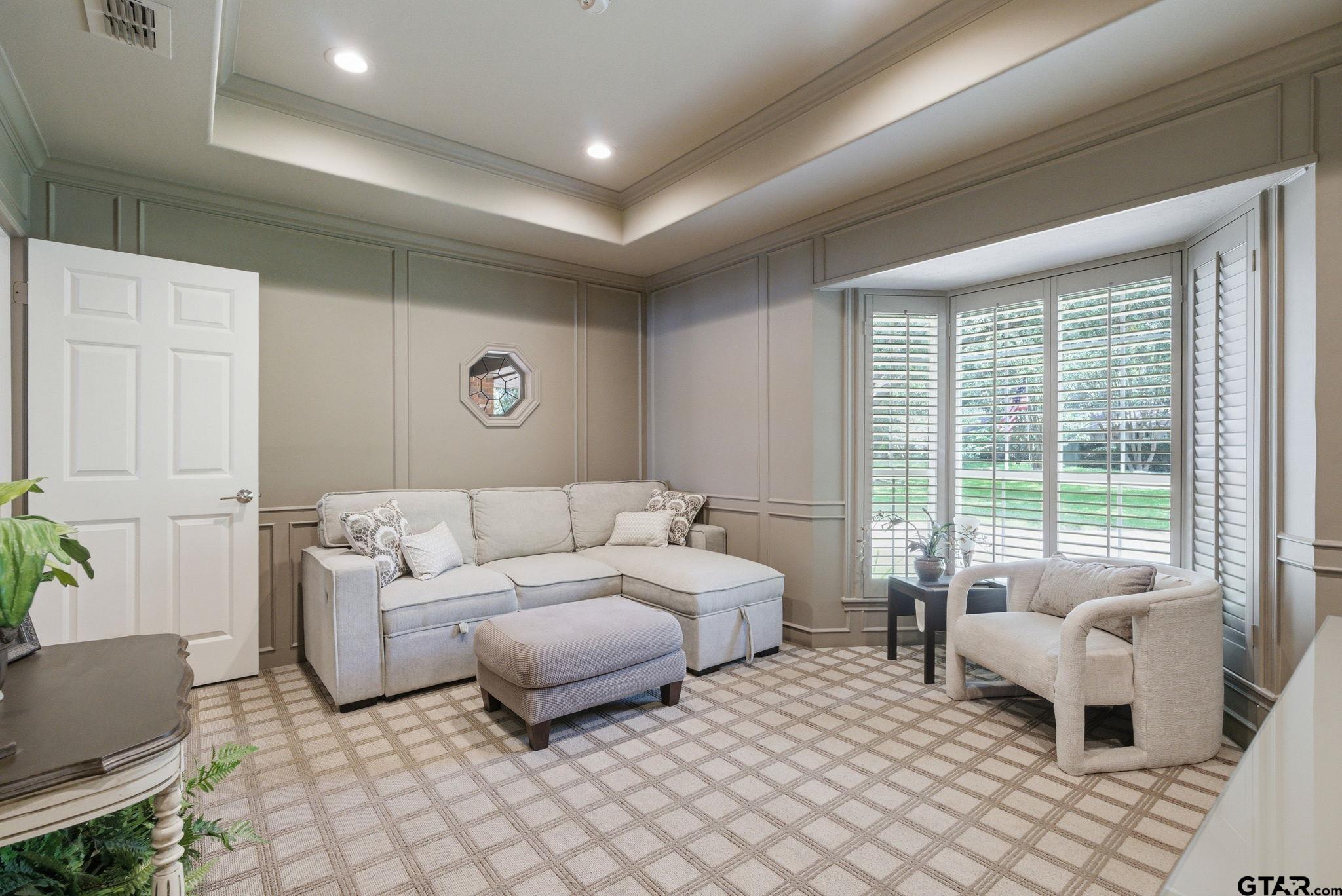 130 Marina Dr