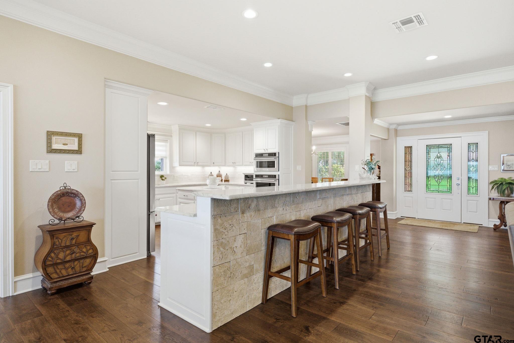 130 Marina Dr
