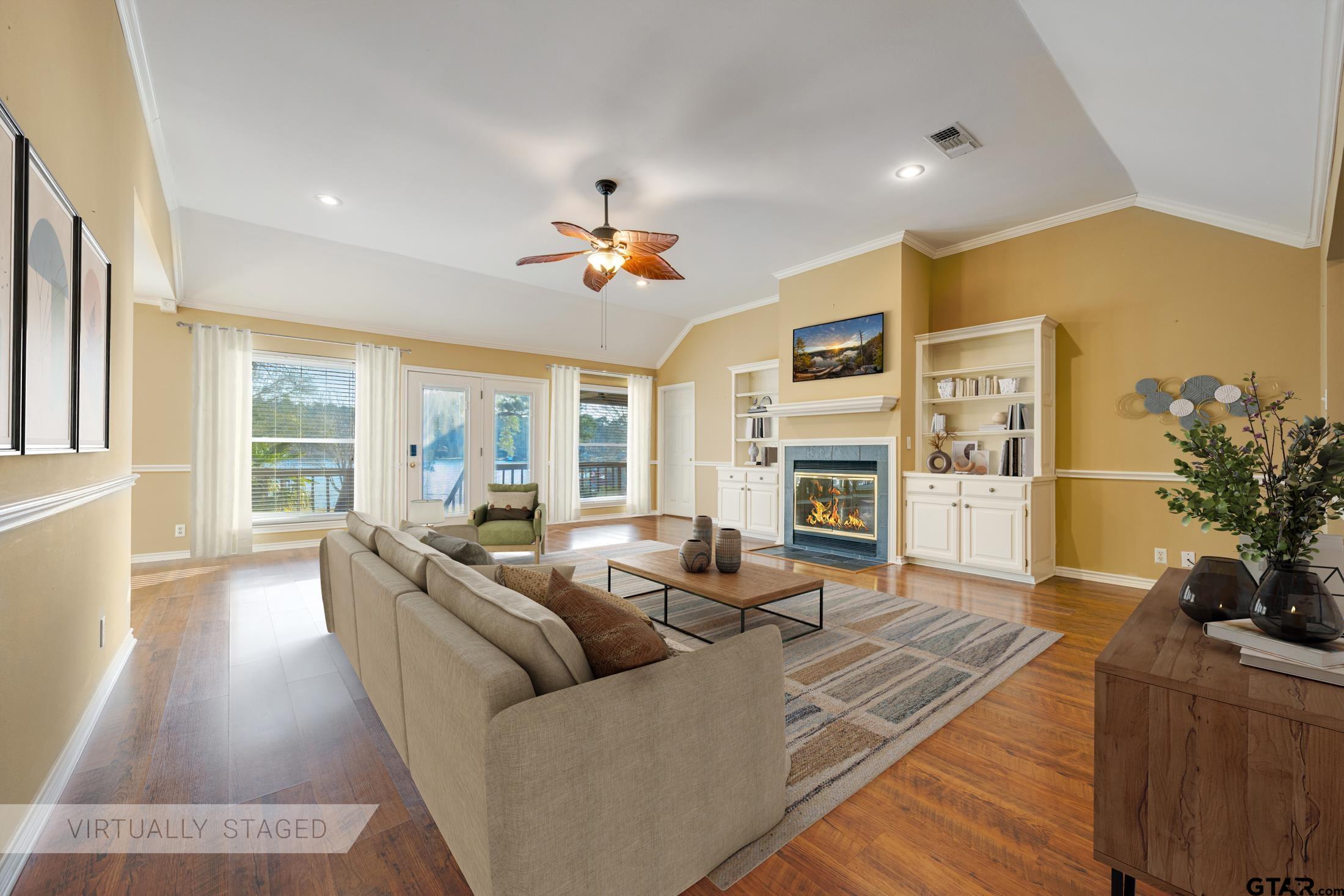 15815 Cedar Bay Dr
