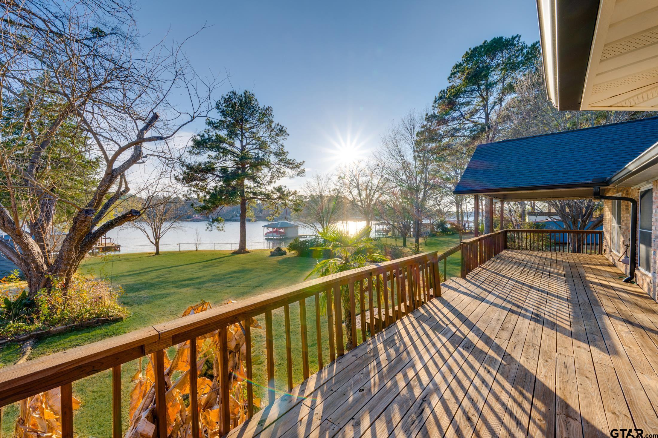 15815 Cedar Bay Dr