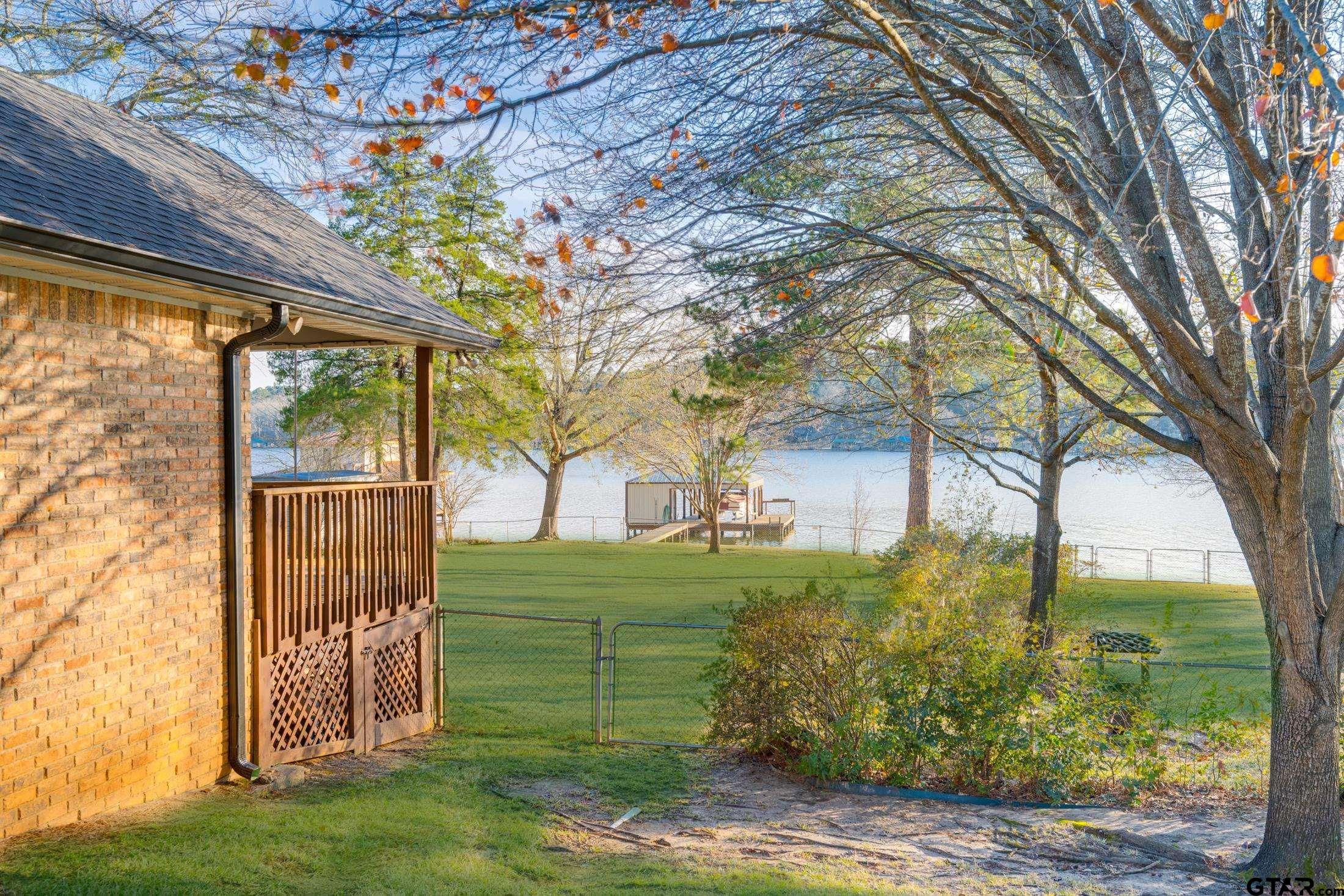 15815 Cedar Bay Dr
