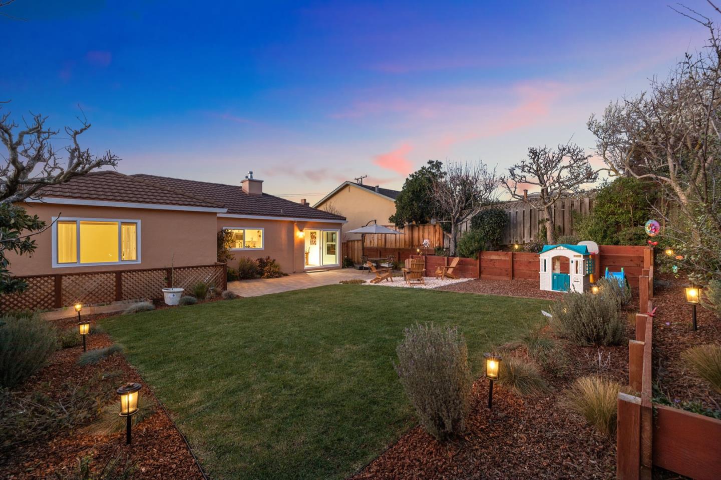 133 Burbank AVE