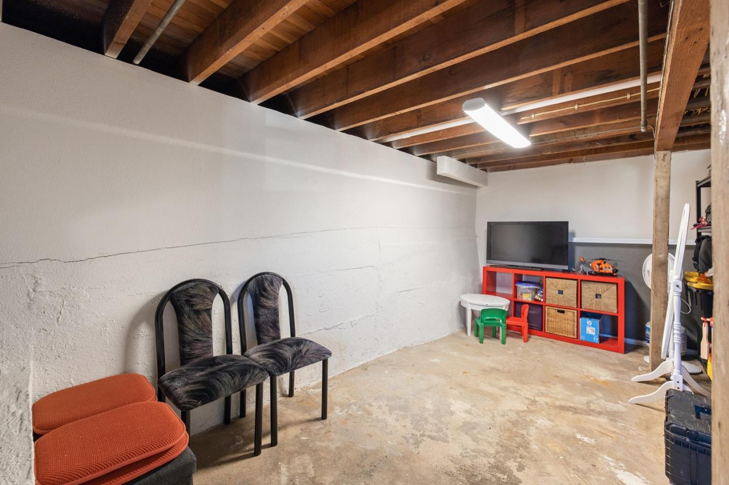 133 Burbank AVE