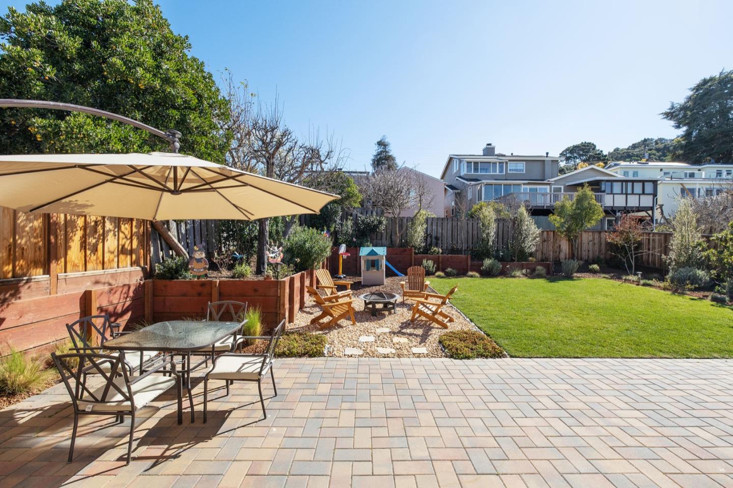 133 Burbank AVE