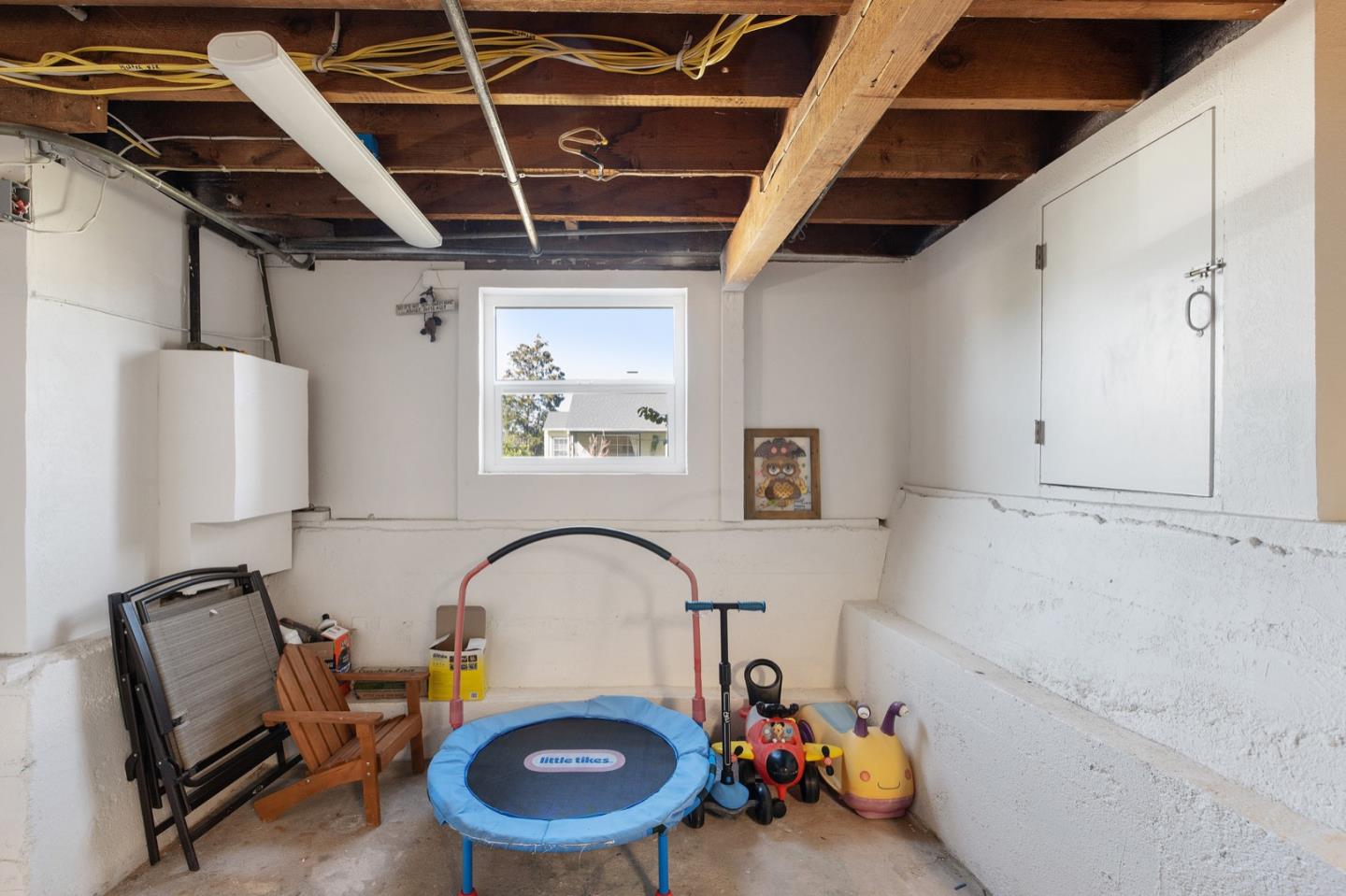 133 Burbank AVE