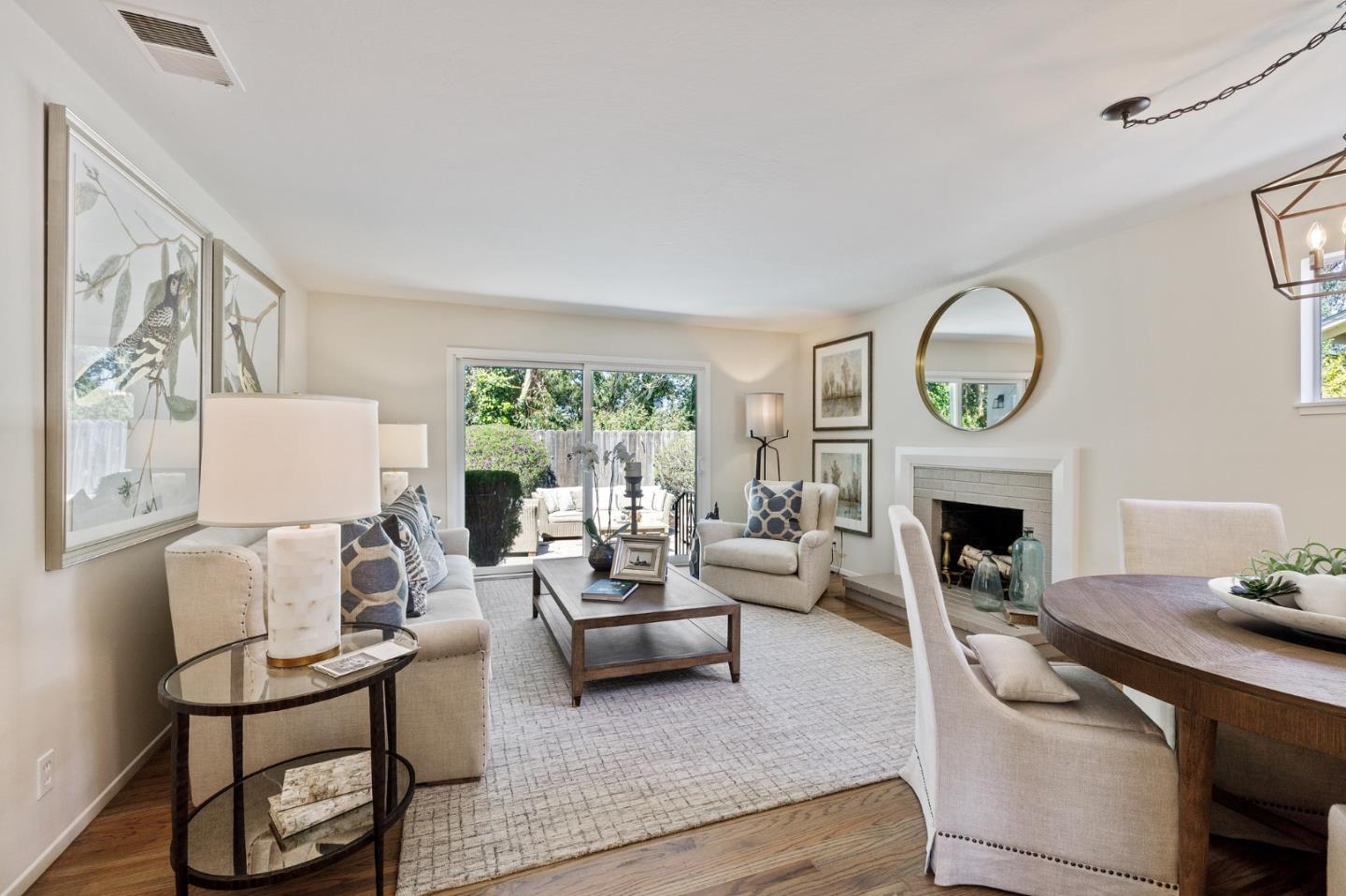 2514 Evergreen DR