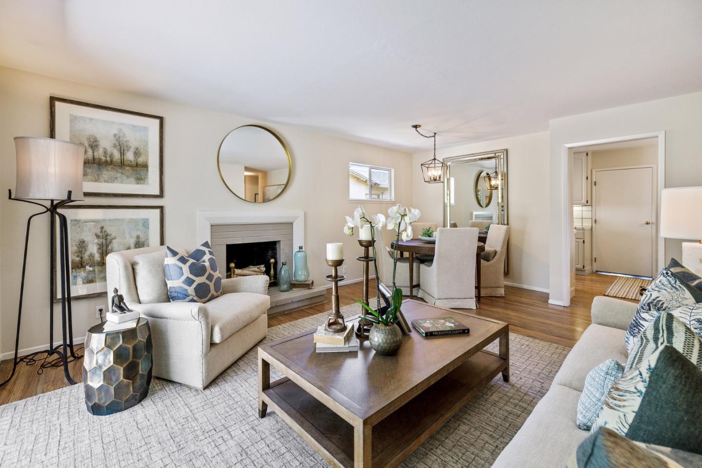 2514 Evergreen DR
