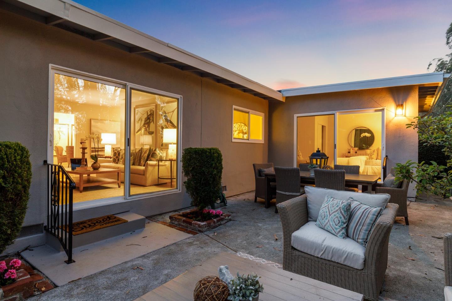 2514 Evergreen DR