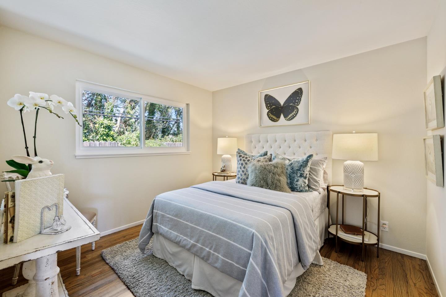 2514 Evergreen DR