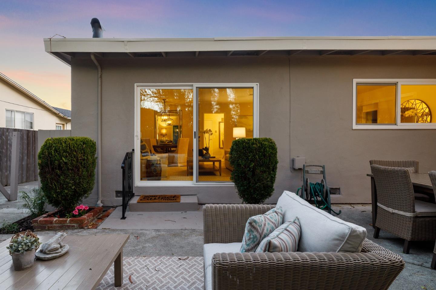 2514 Evergreen DR