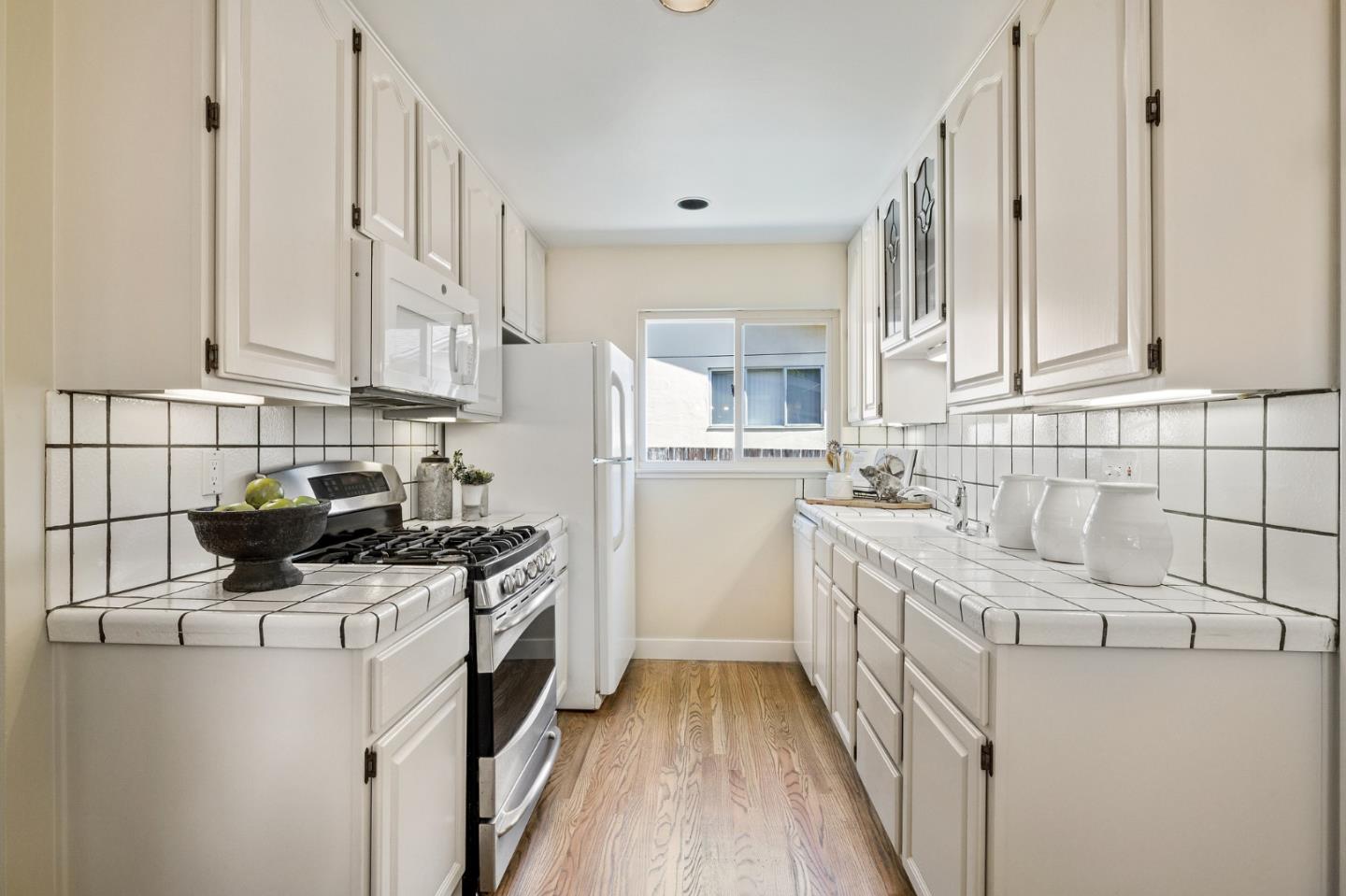 2514 Evergreen DR