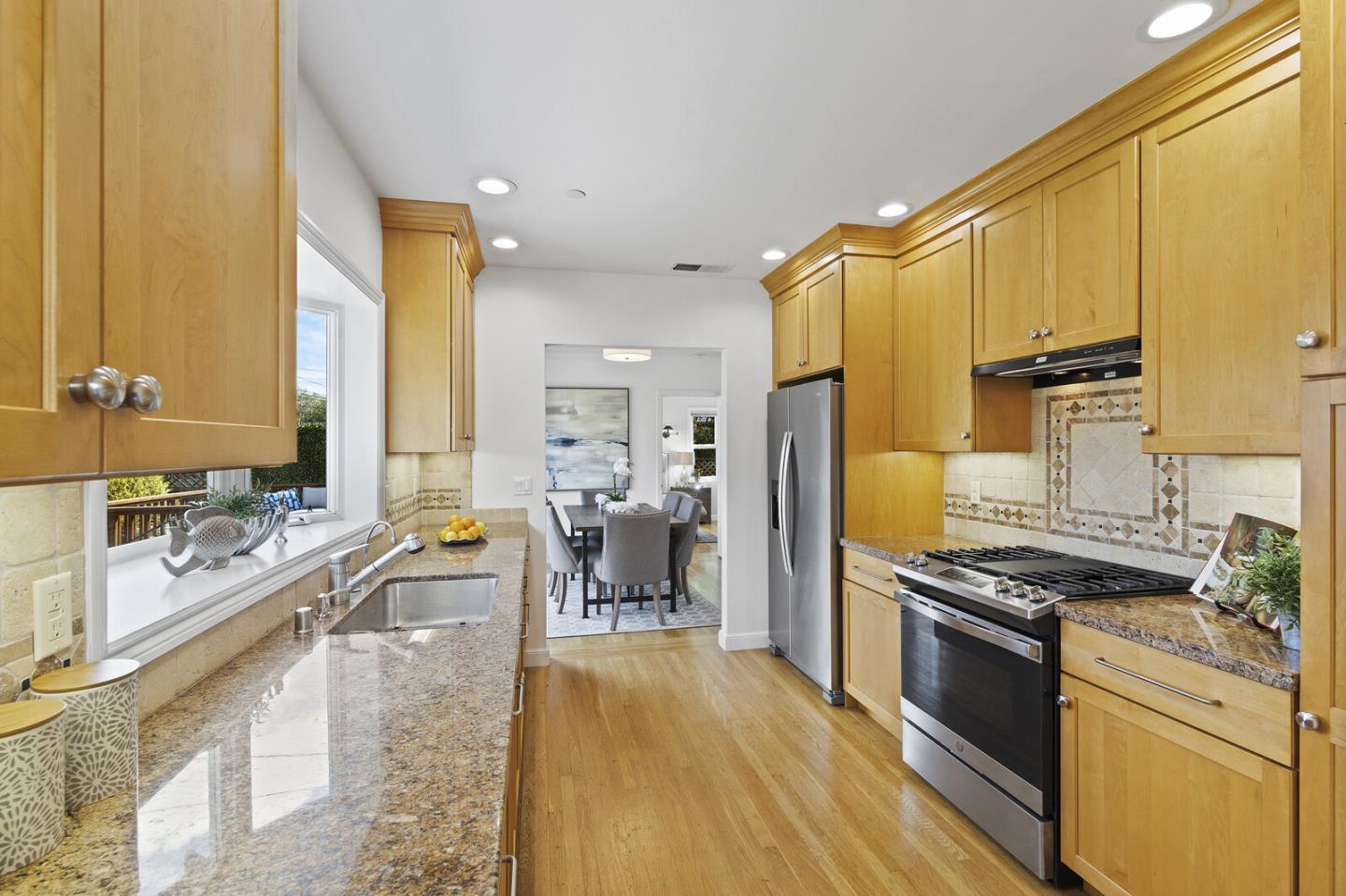 444 E Ellsworth CT