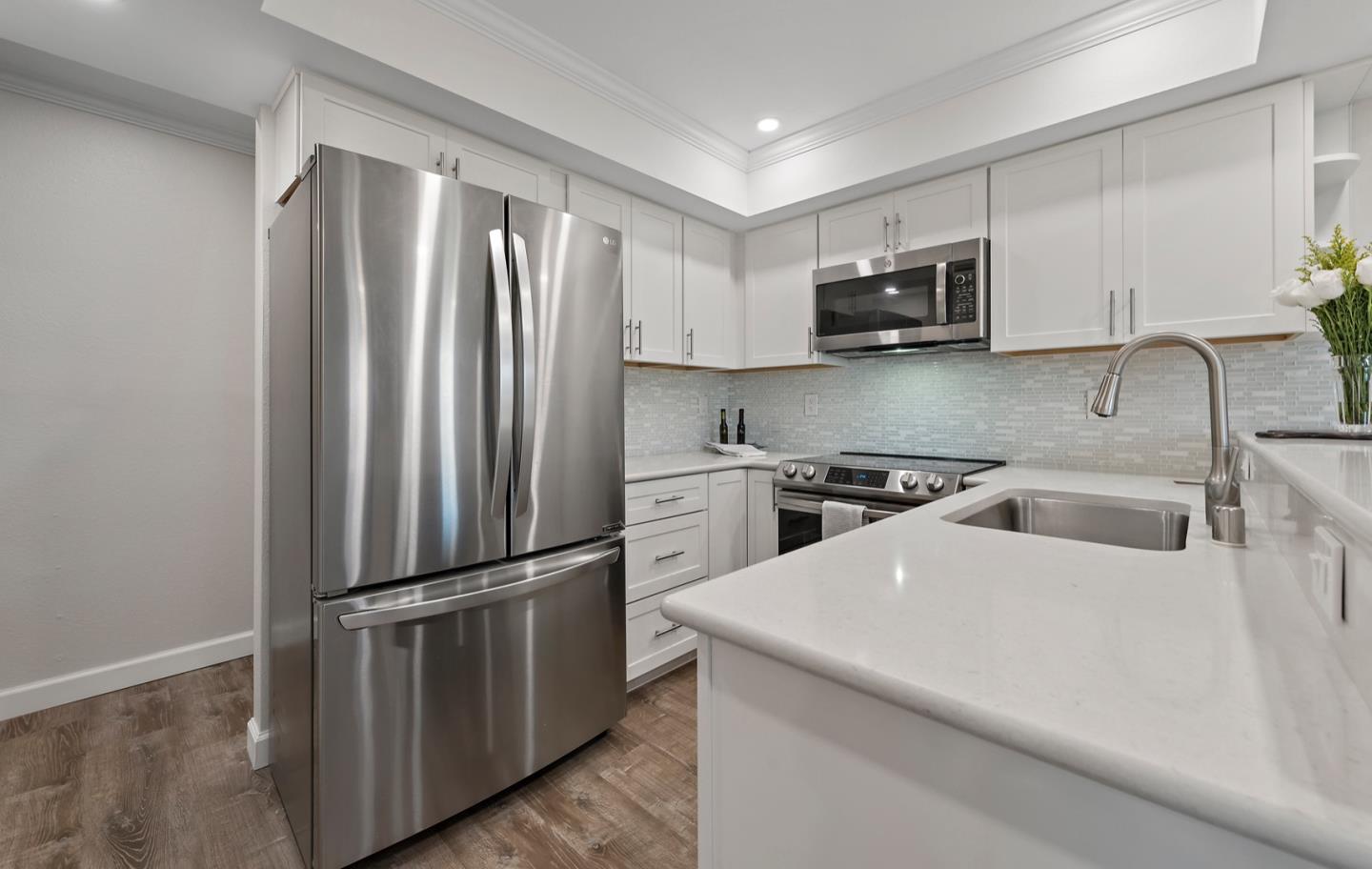 465 Fathom DR 104