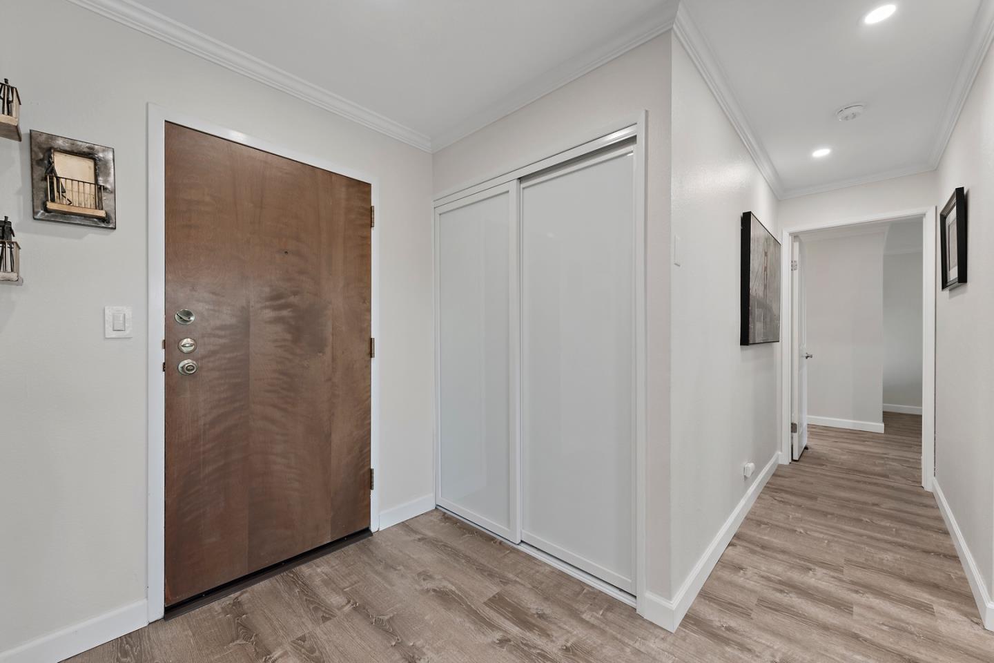 465 Fathom DR 104