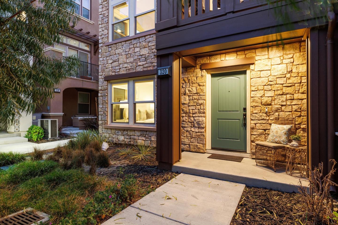 320 Cherokee LOOP