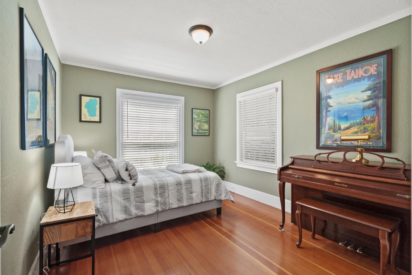 75 Grand ST