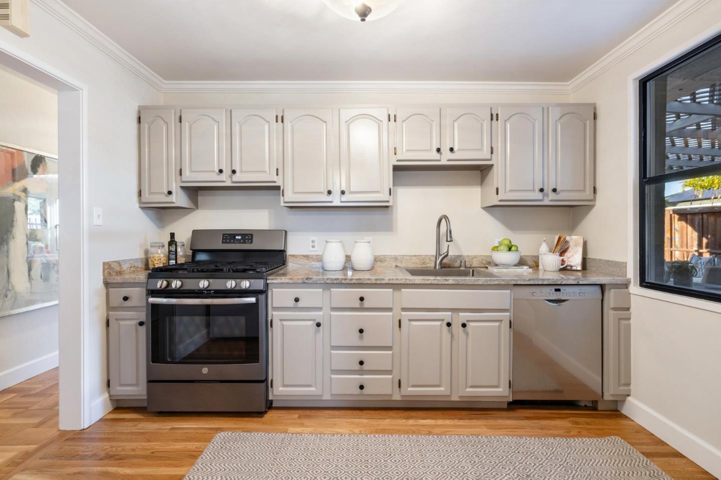 135 E ST