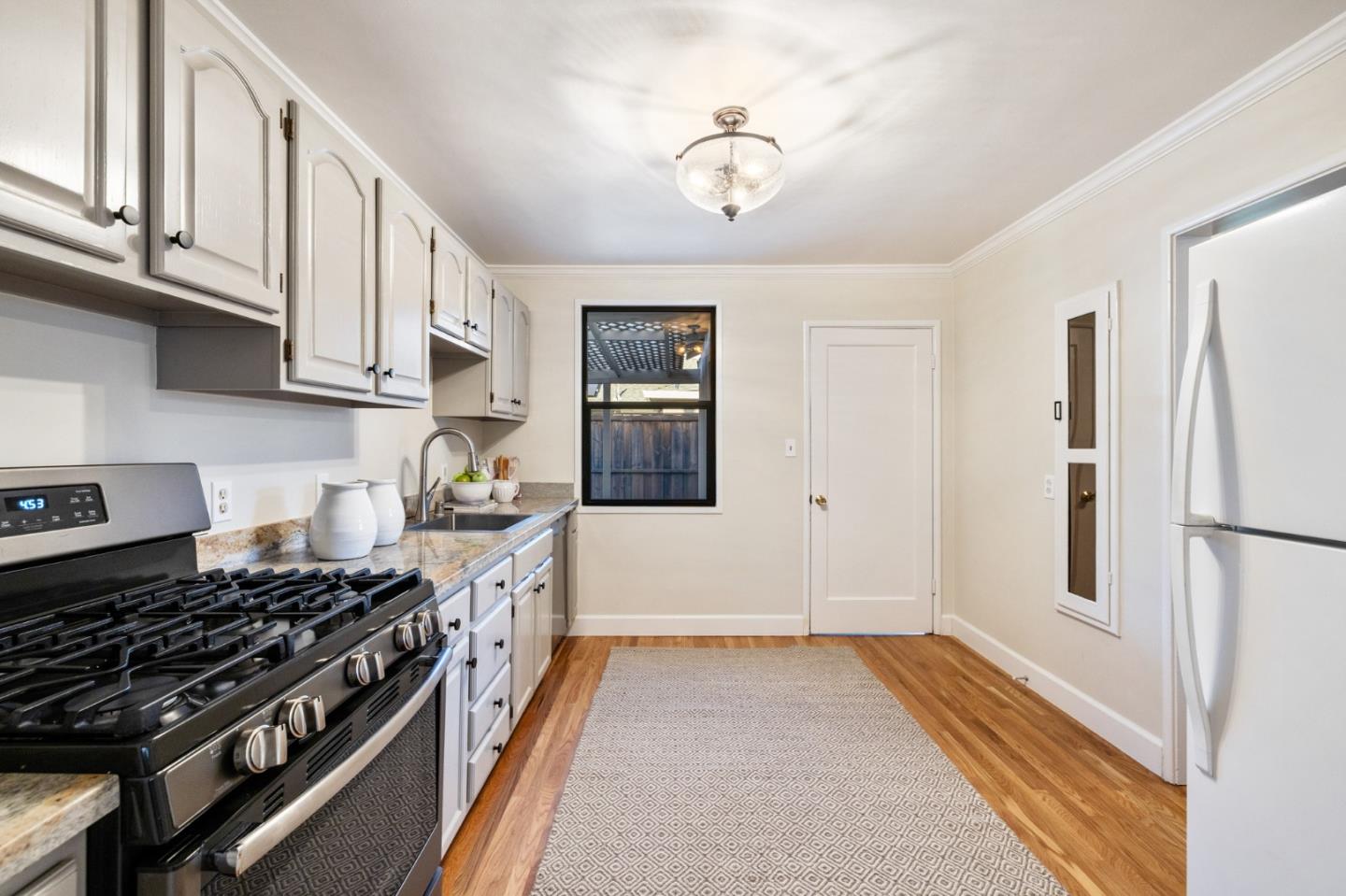 135 E ST