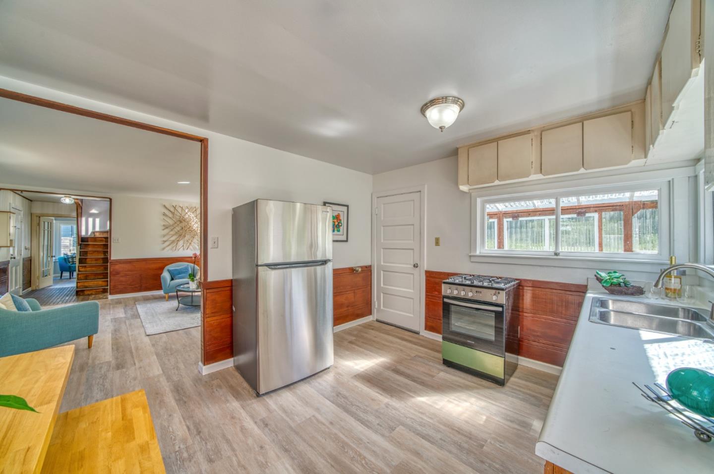 752 Rockaway Beach AVE