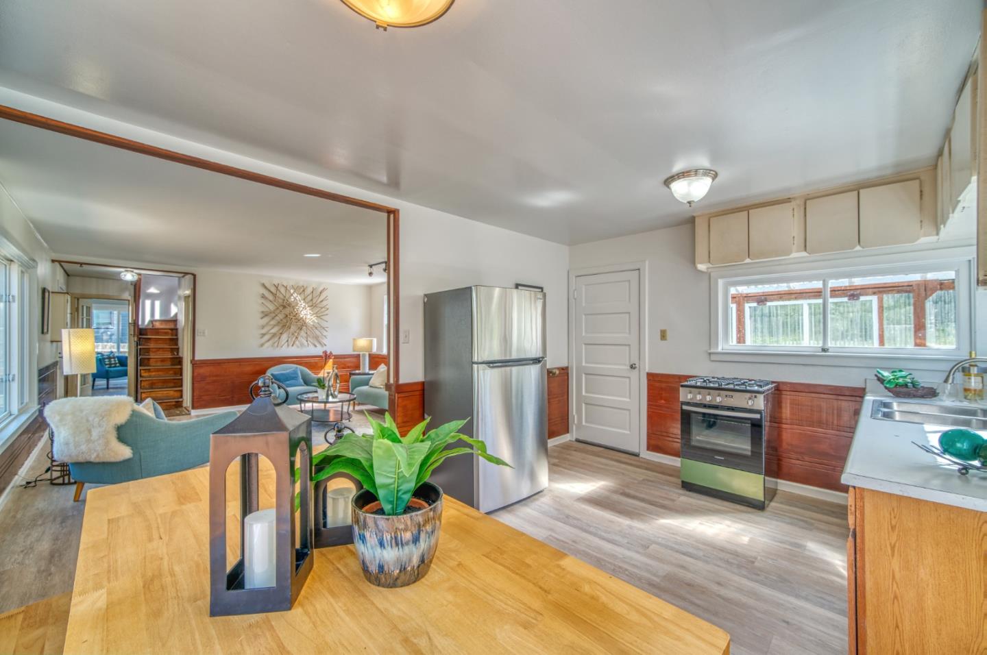 752 Rockaway Beach AVE