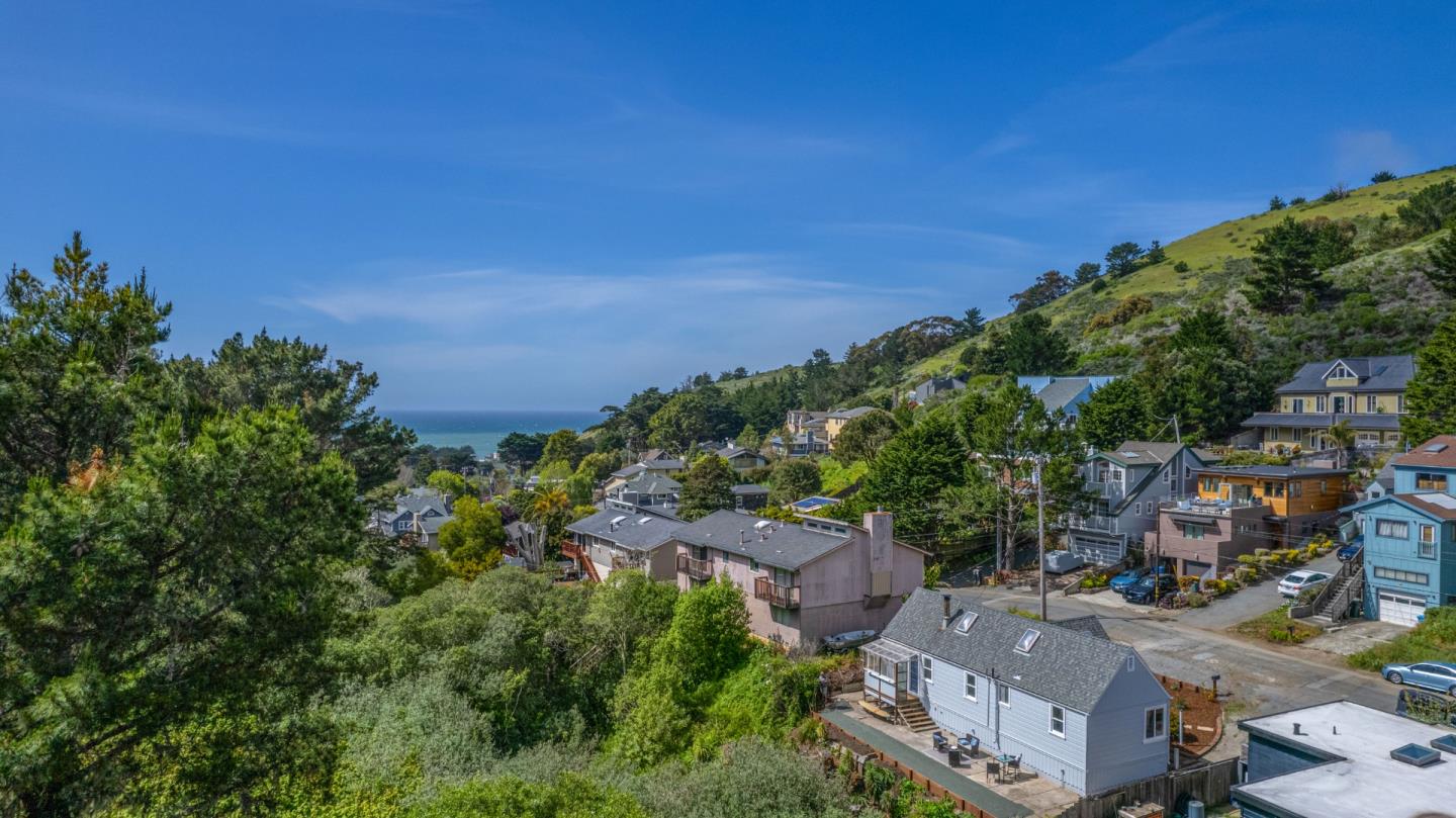 752 Rockaway Beach AVE