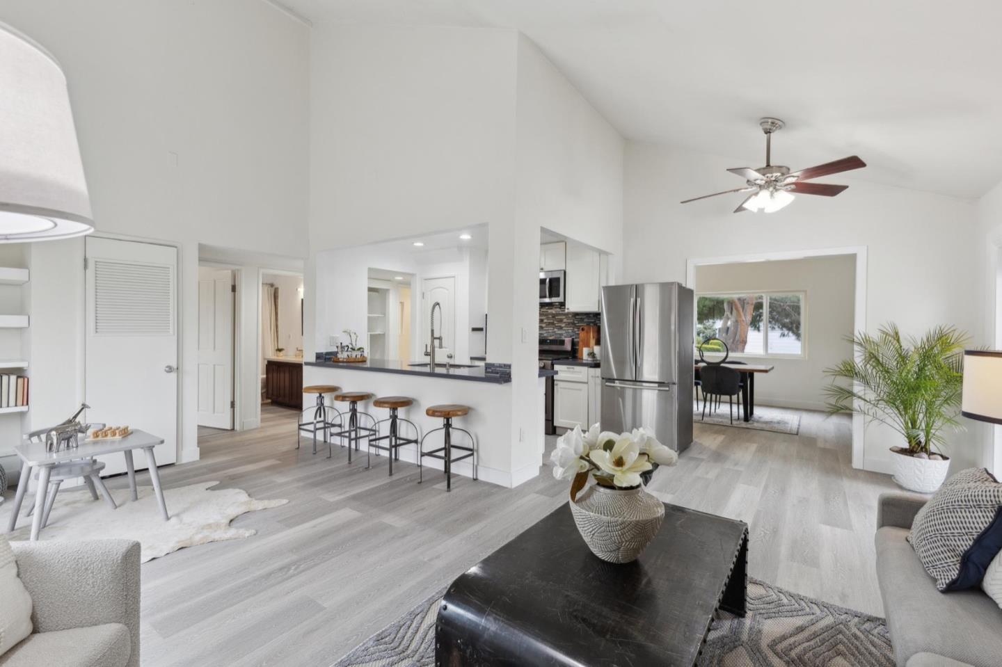 2521 Huron DR