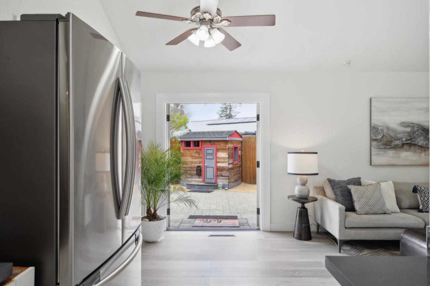 2521 Huron DR
