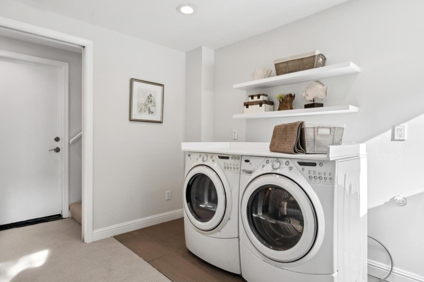 824 Orange AVE