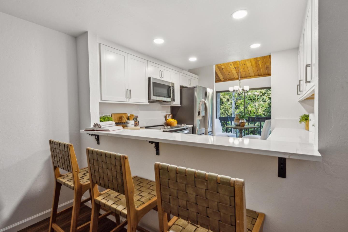 2327 Ticonderoga DR