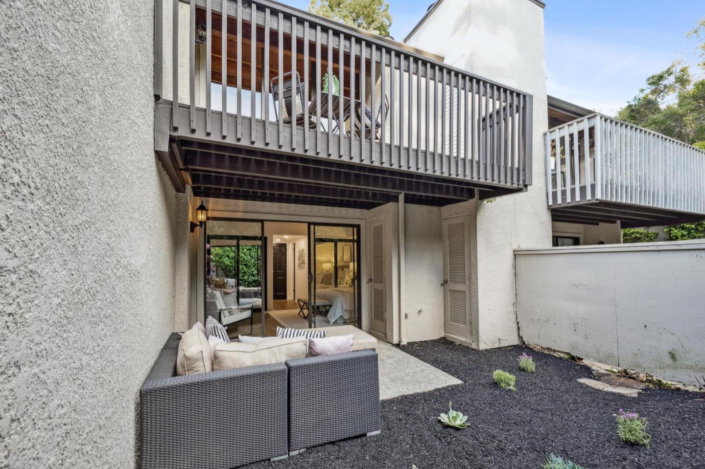 2327 Ticonderoga DR