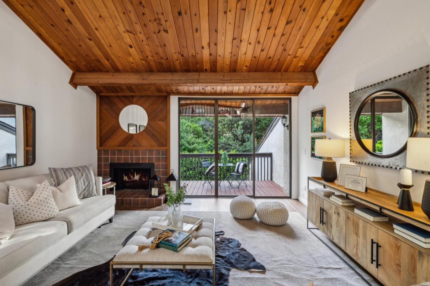 2327 Ticonderoga DR