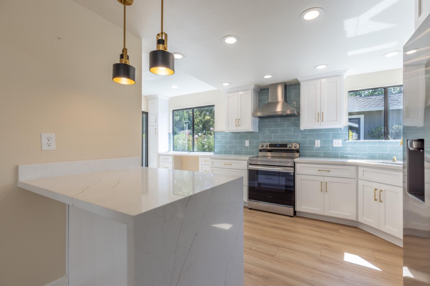2128 Presidio Court