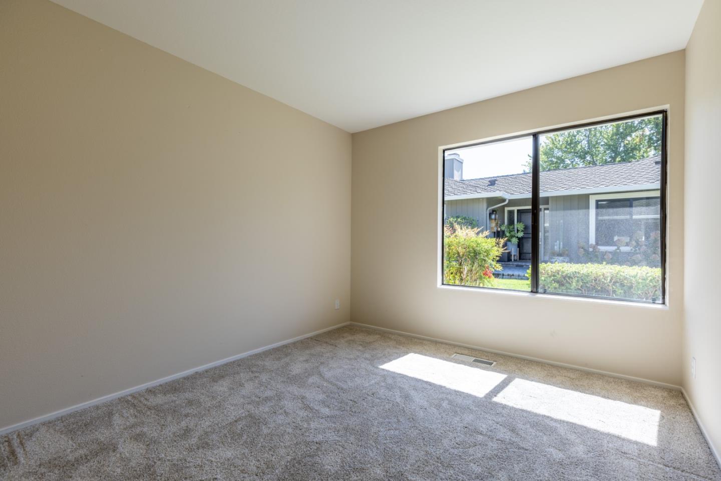 2128 Presidio Court