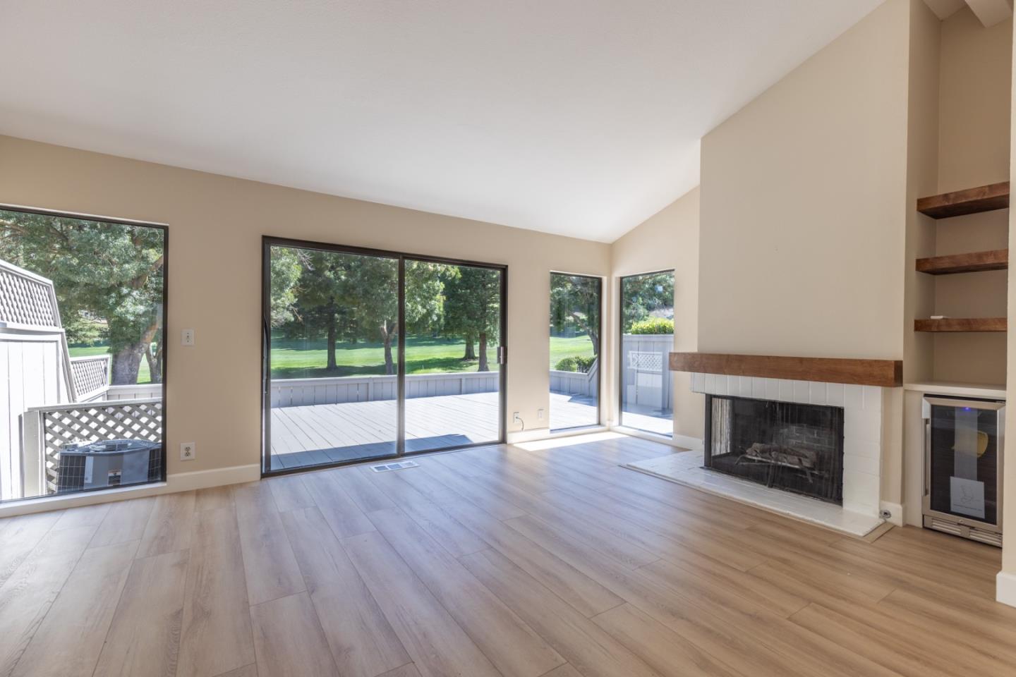 2128 Presidio Court