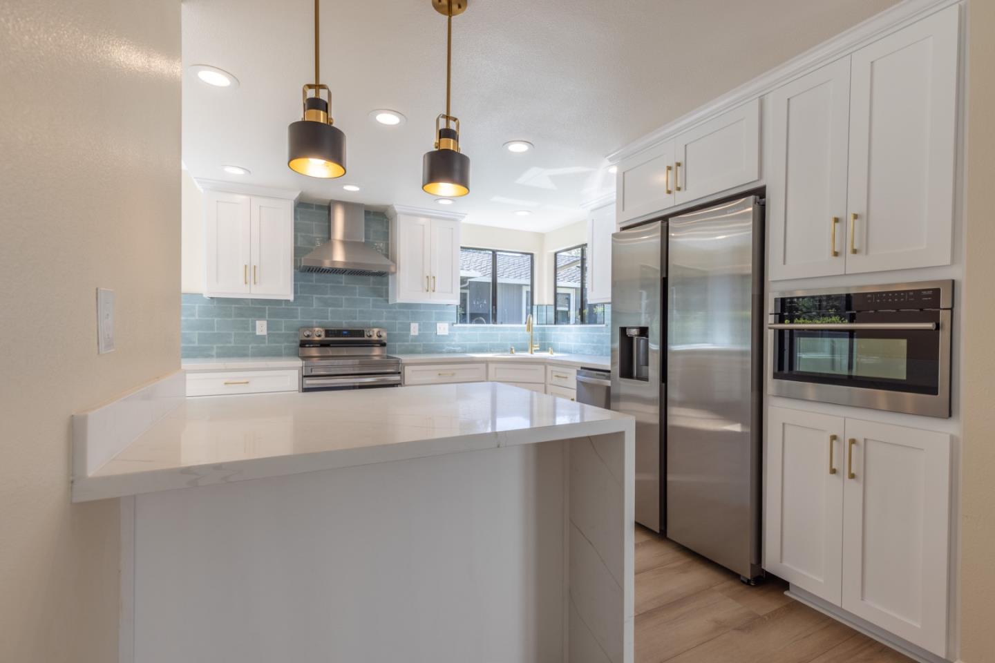 2128 Presidio Court