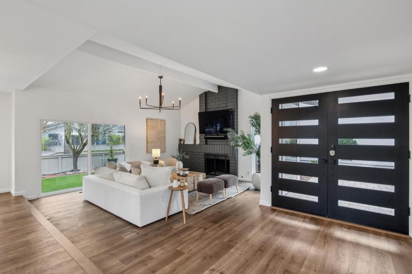 1962 Rancho Verde W Circle