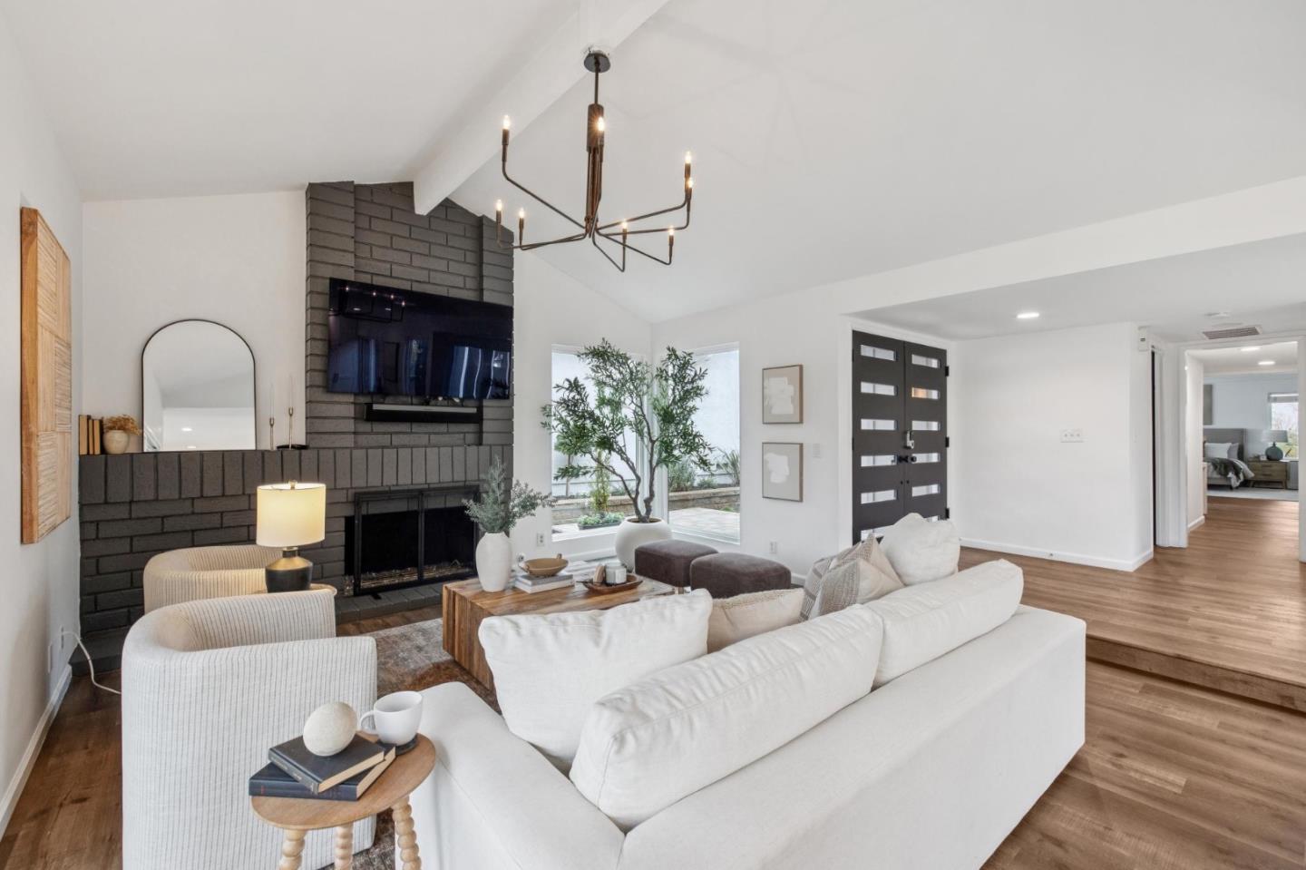 1962 Rancho Verde W Circle