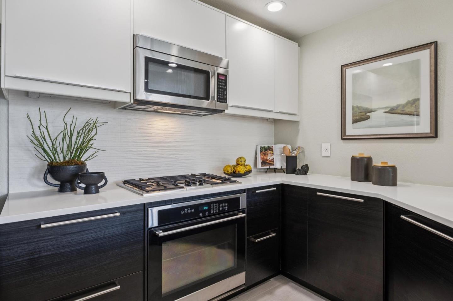 100 Baltic Circle 128