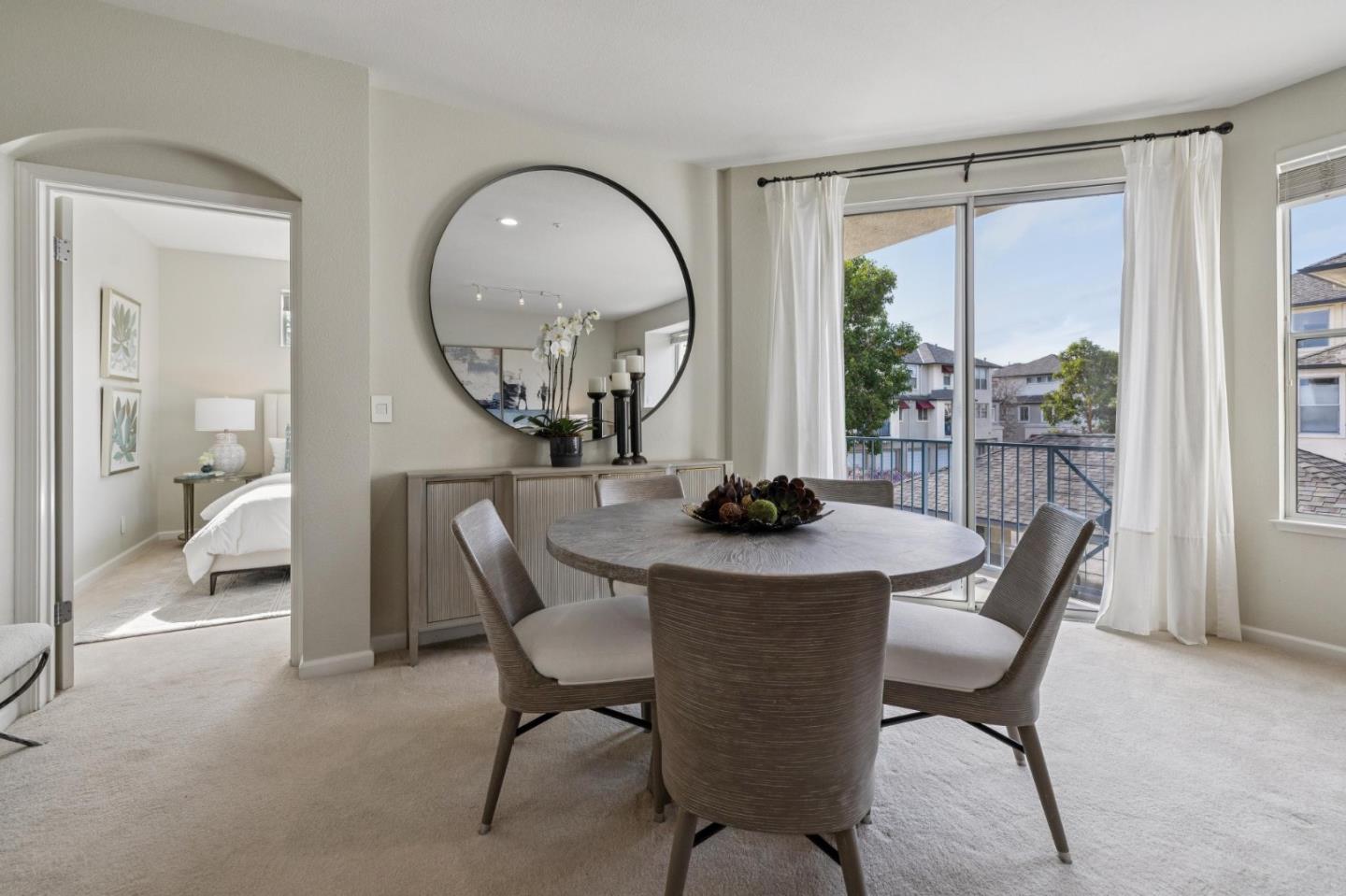 100 Baltic Circle 128