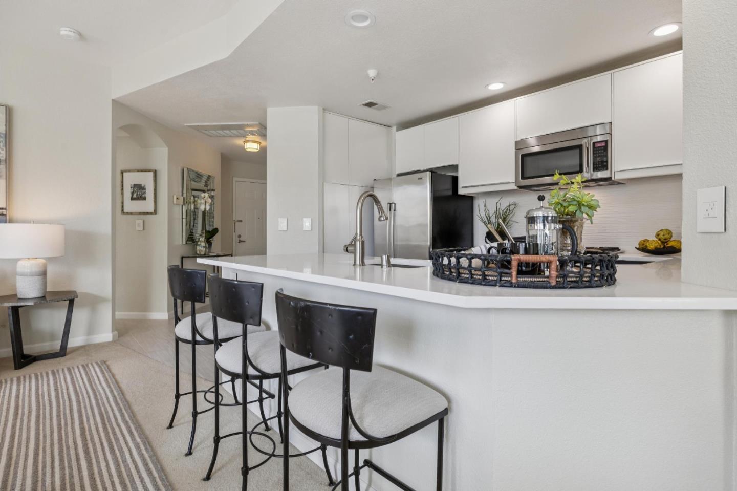 100 Baltic Circle 128