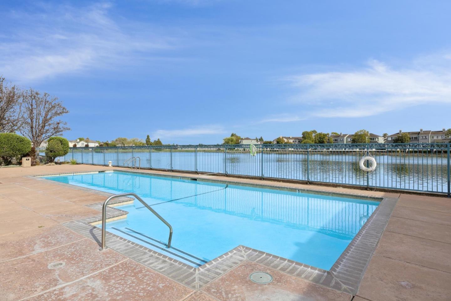 100 Baltic Circle 128