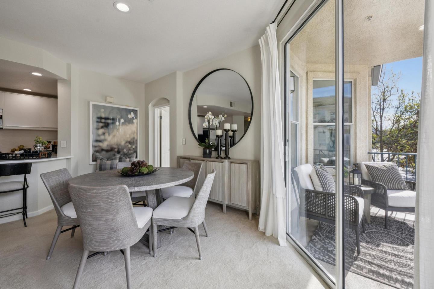 100 Baltic Circle 128