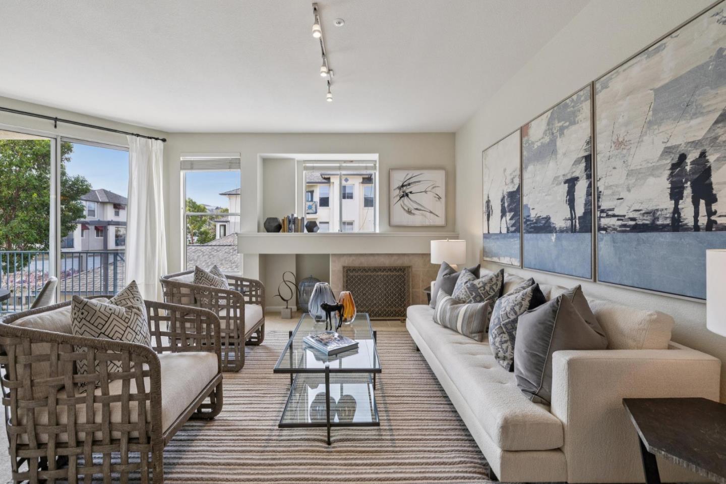 100 Baltic Circle 128