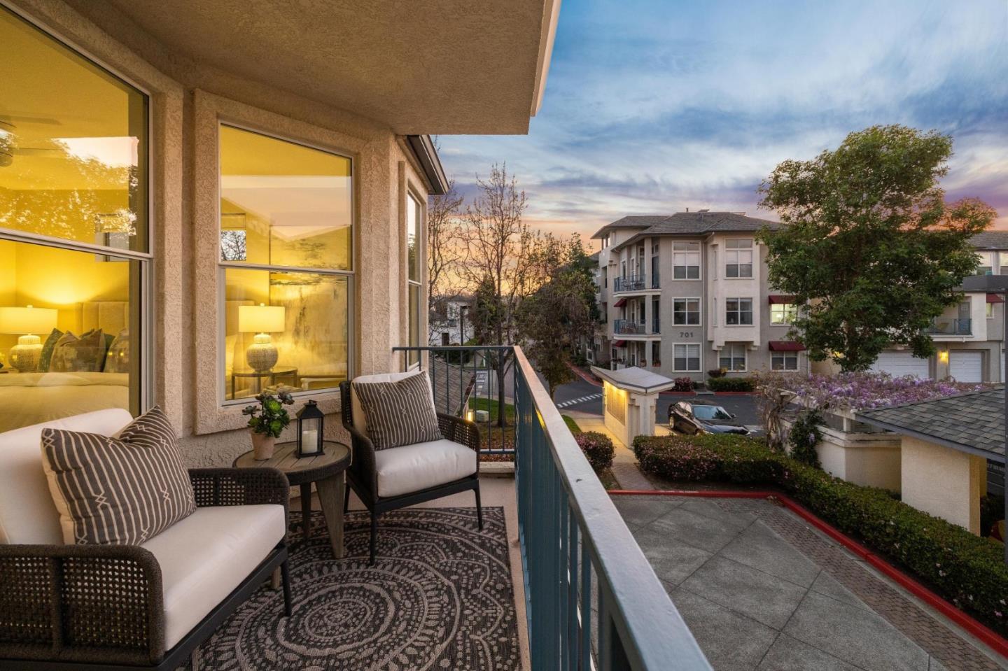 100 Baltic Circle 128