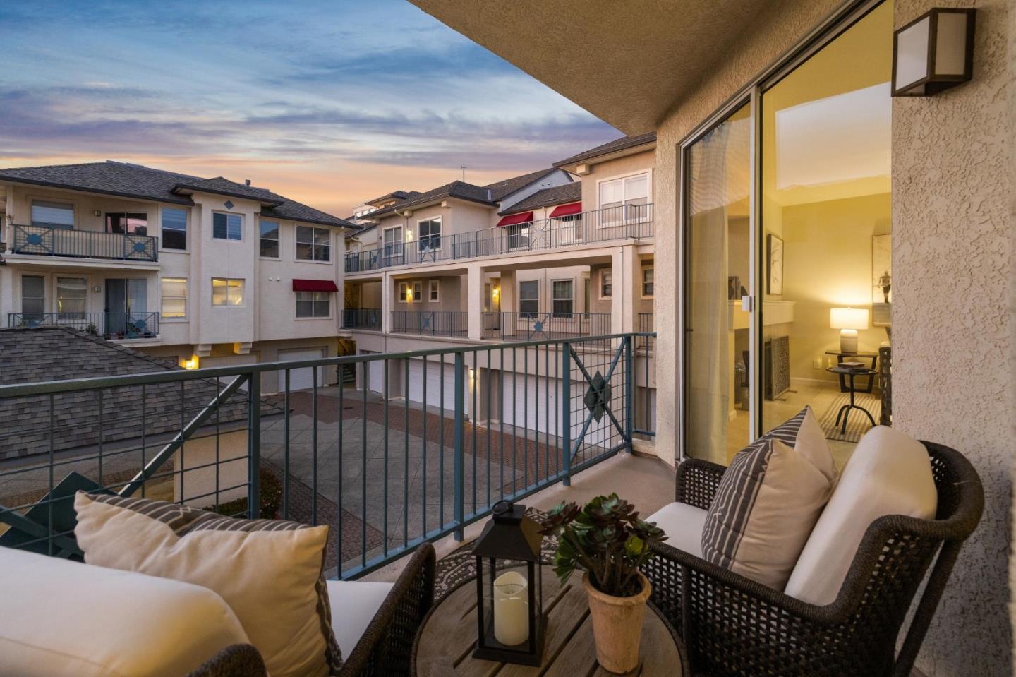 100 Baltic Circle 128