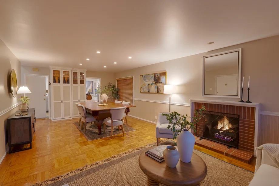 467 Avalon DR