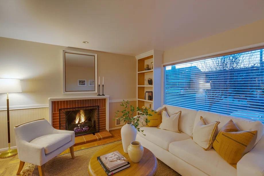 467 Avalon DR